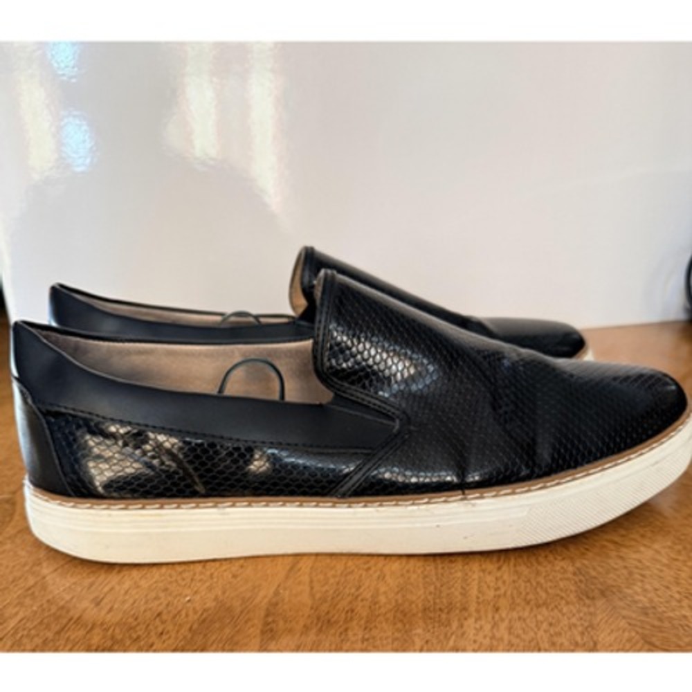 Joe's Slip On Loafer Shoes Mens Size 10.5 Black Leather Casual JE114S18 Sneakers